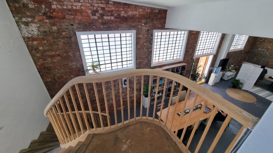 To Let Commercial Property for Rent in Woodstock Western Cape